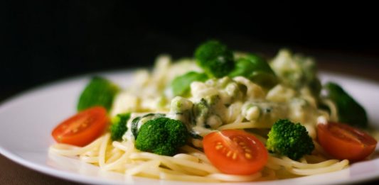 Συνταγές για βρέφη και παιδιά: Ζυμαρικά με μπρόκολο και μπιζέλι